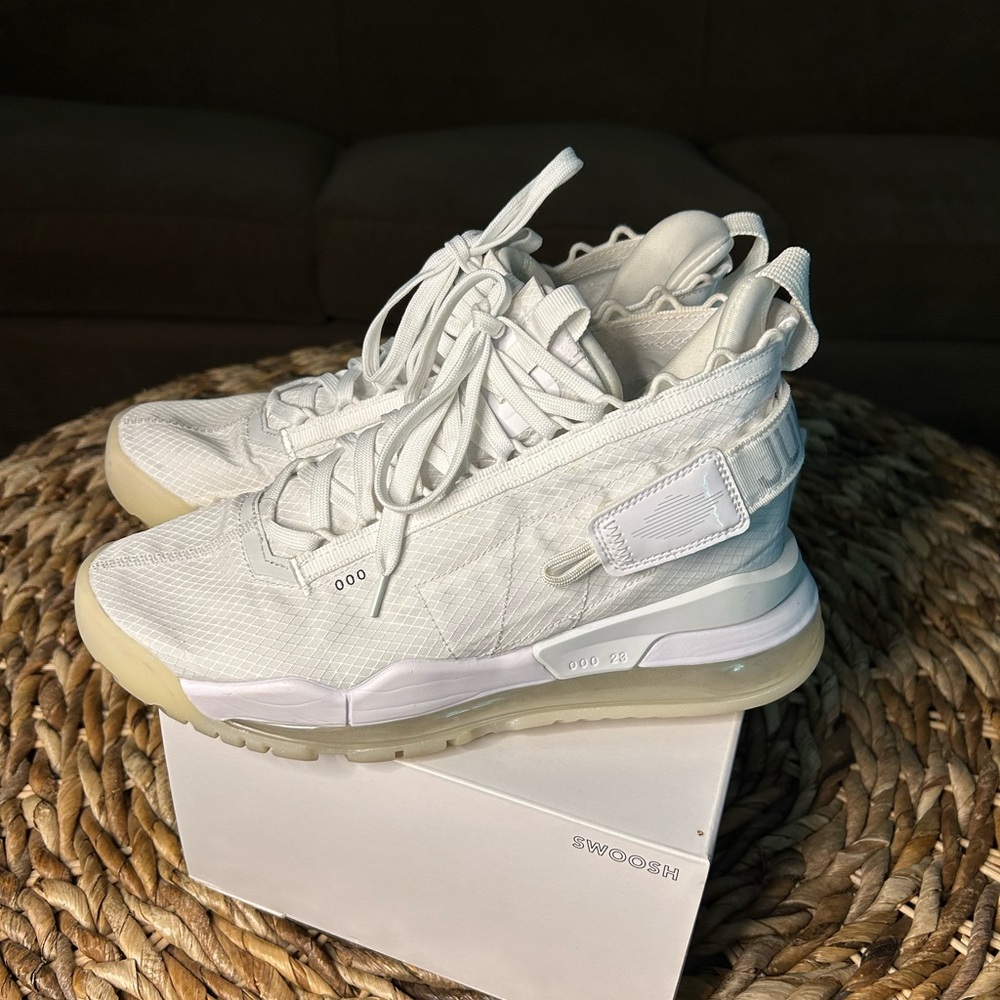 Nike Air Jordan Proto Max 720 Pure White Jumpman 23